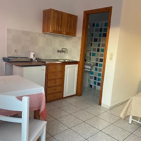 Anemos & Aparthotel 3*