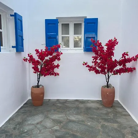 Anemos & Aparthotel 3*