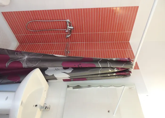 Anemos & 4* אורנוס