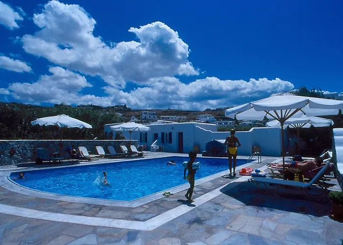 מלון דירות Anemos &