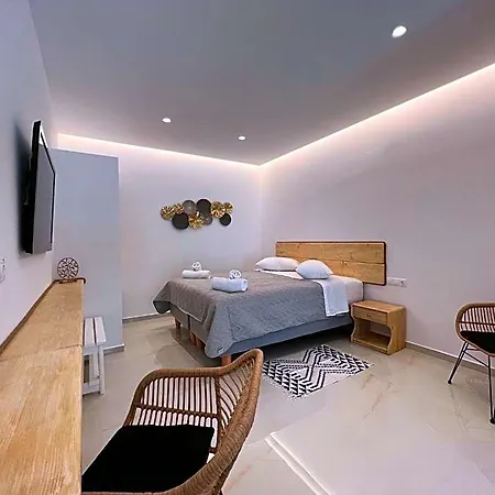 Anemos & Aparthotel