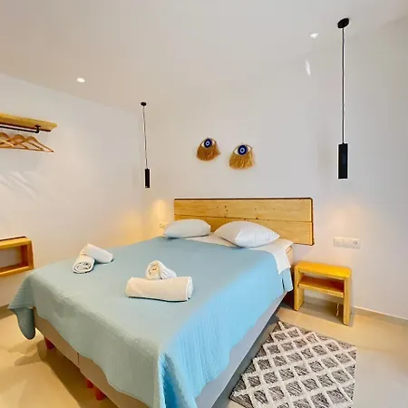 Anemos & Aparthotel 4*