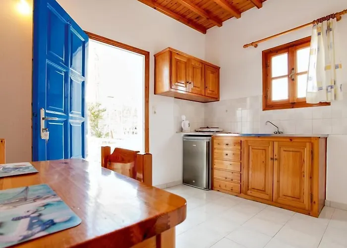 Anemos & Aparthotel Ornos (Mykonos)