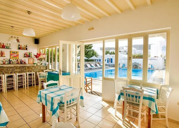 Aparthotel Anemos & 4*